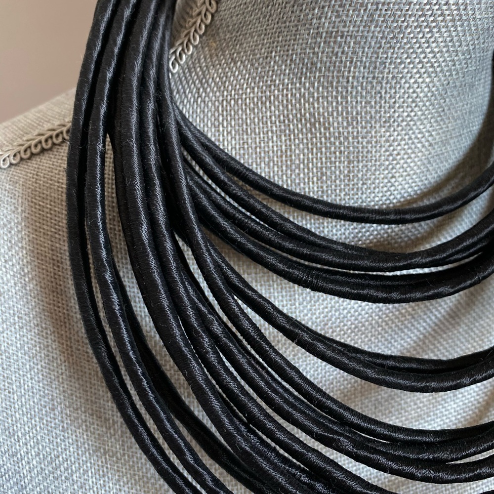 Large Rope Style Necklace - Picture 2 of 3